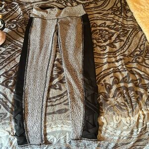 Ideaology Black & White Speckled Leggings w/ See-Thru Sides W/ Crisscross Design